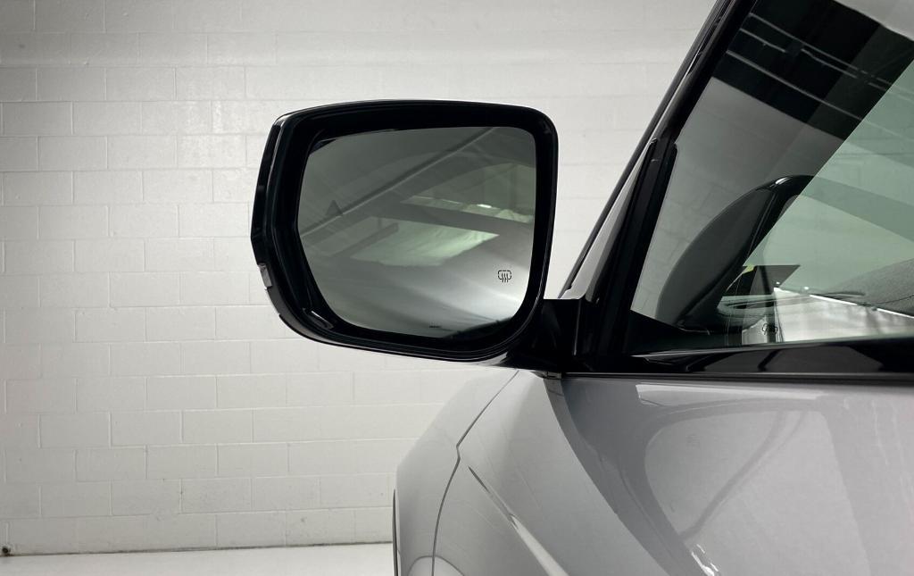 used 2021 Jeep Grand Cherokee L car, priced at $33,200