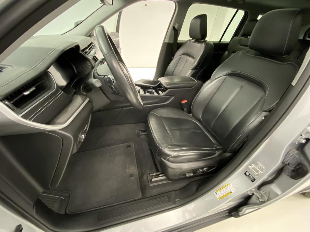 used 2021 Jeep Grand Cherokee L car, priced at $33,200