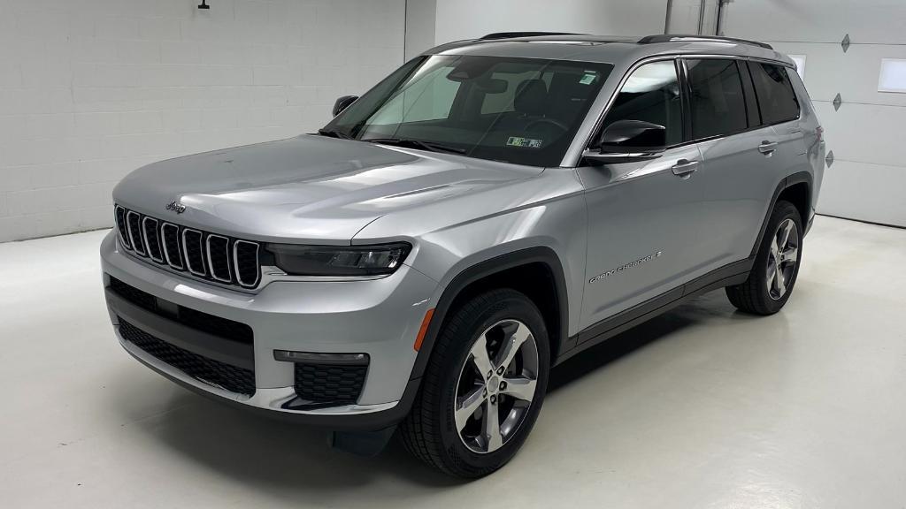 used 2021 Jeep Grand Cherokee L car, priced at $33,200