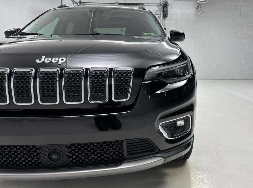 used 2022 Jeep Cherokee car, priced at $27,900