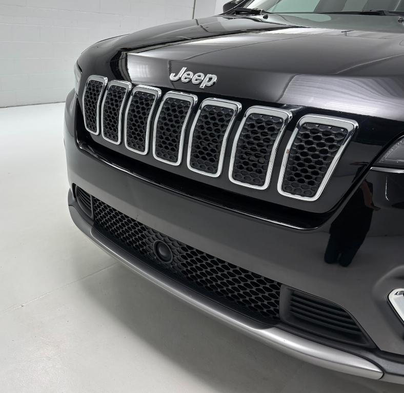 used 2022 Jeep Cherokee car, priced at $27,900
