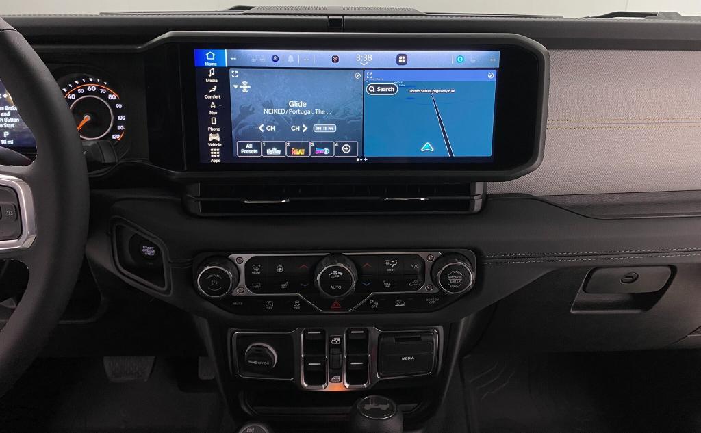 new 2025 Jeep Wrangler car, priced at $55,165