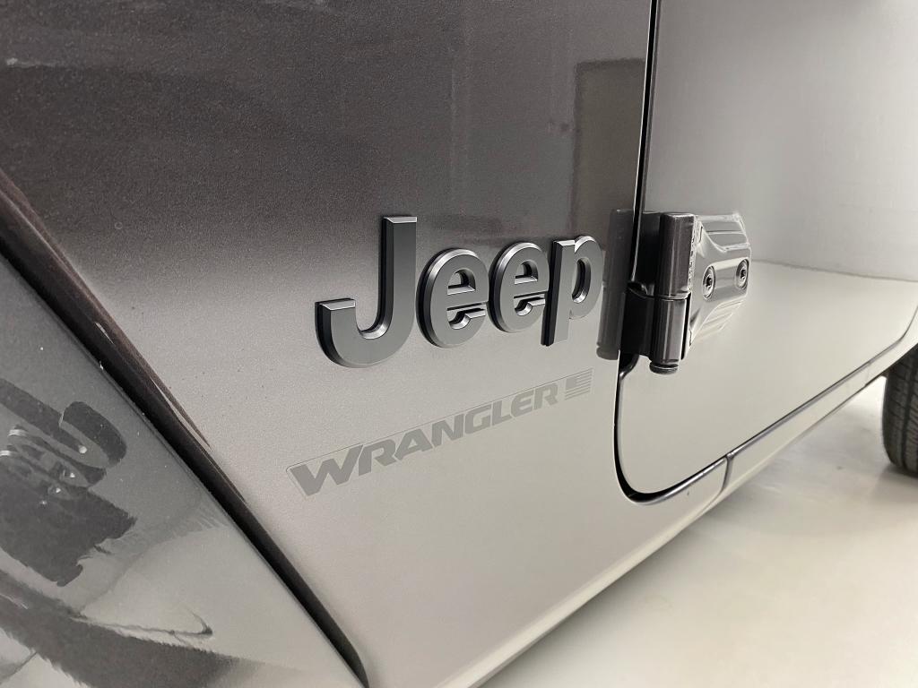 new 2025 Jeep Wrangler car, priced at $58,115