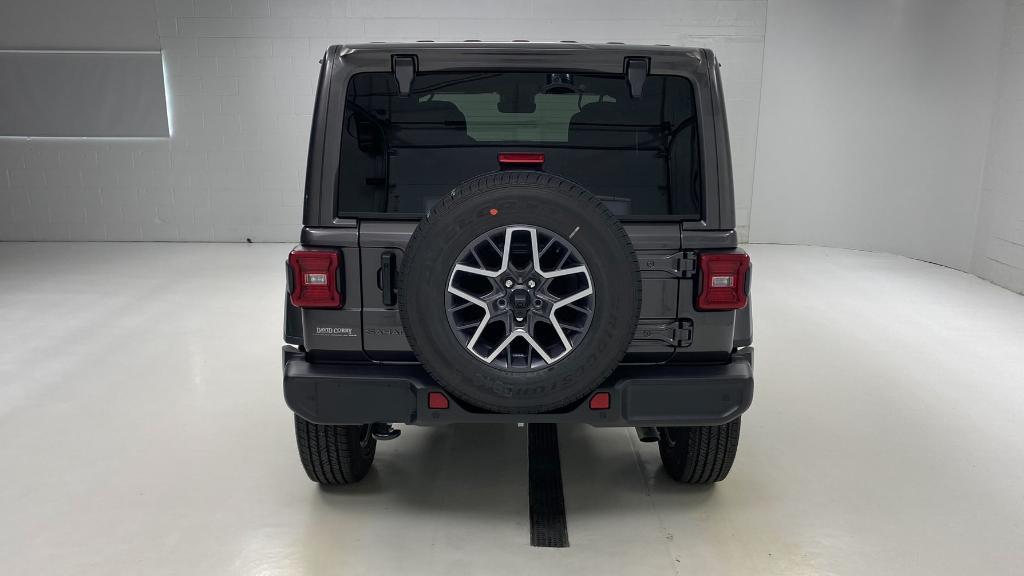 new 2025 Jeep Wrangler car, priced at $58,115