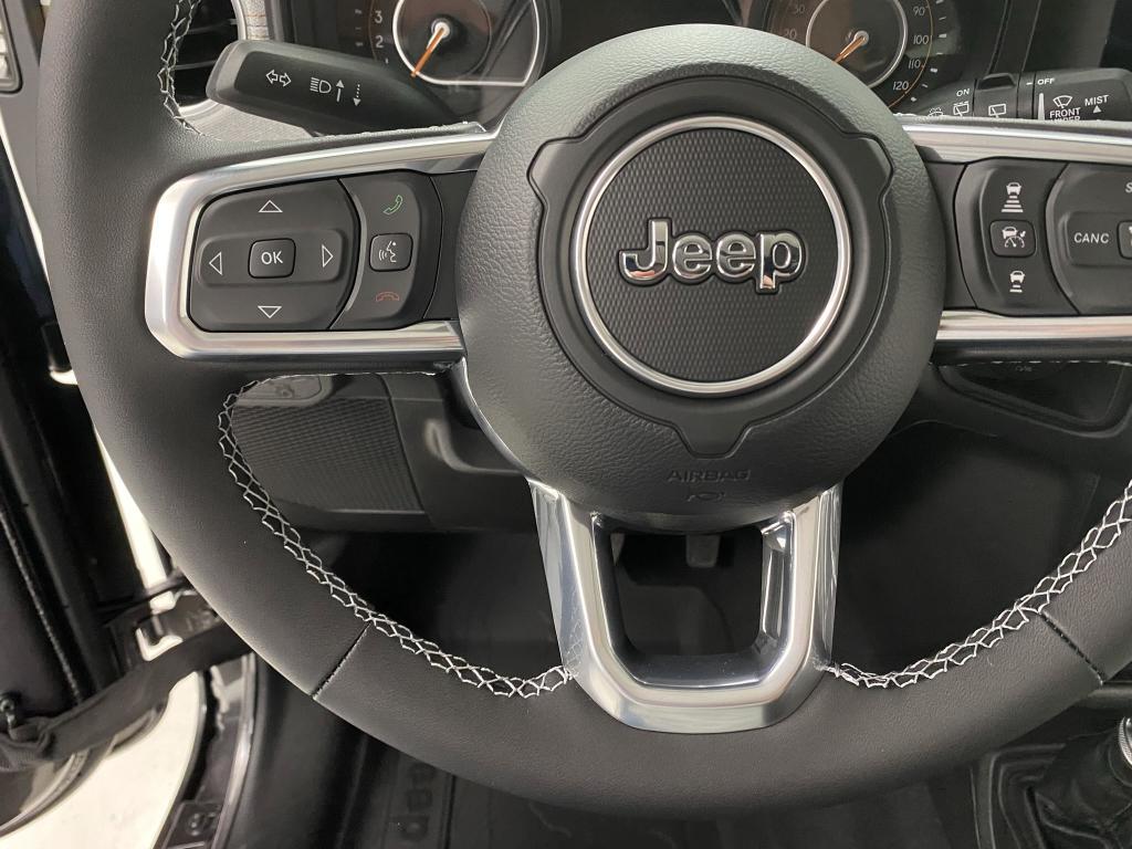 new 2025 Jeep Wrangler car, priced at $55,165