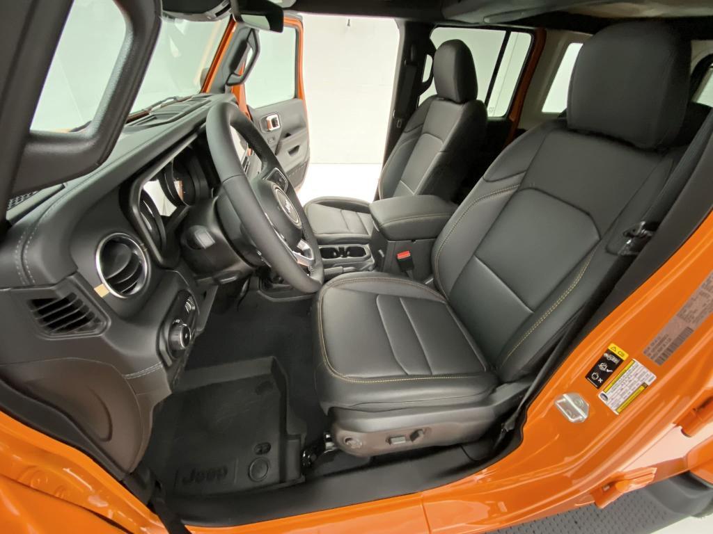 new 2025 Jeep Wrangler car, priced at $55,981