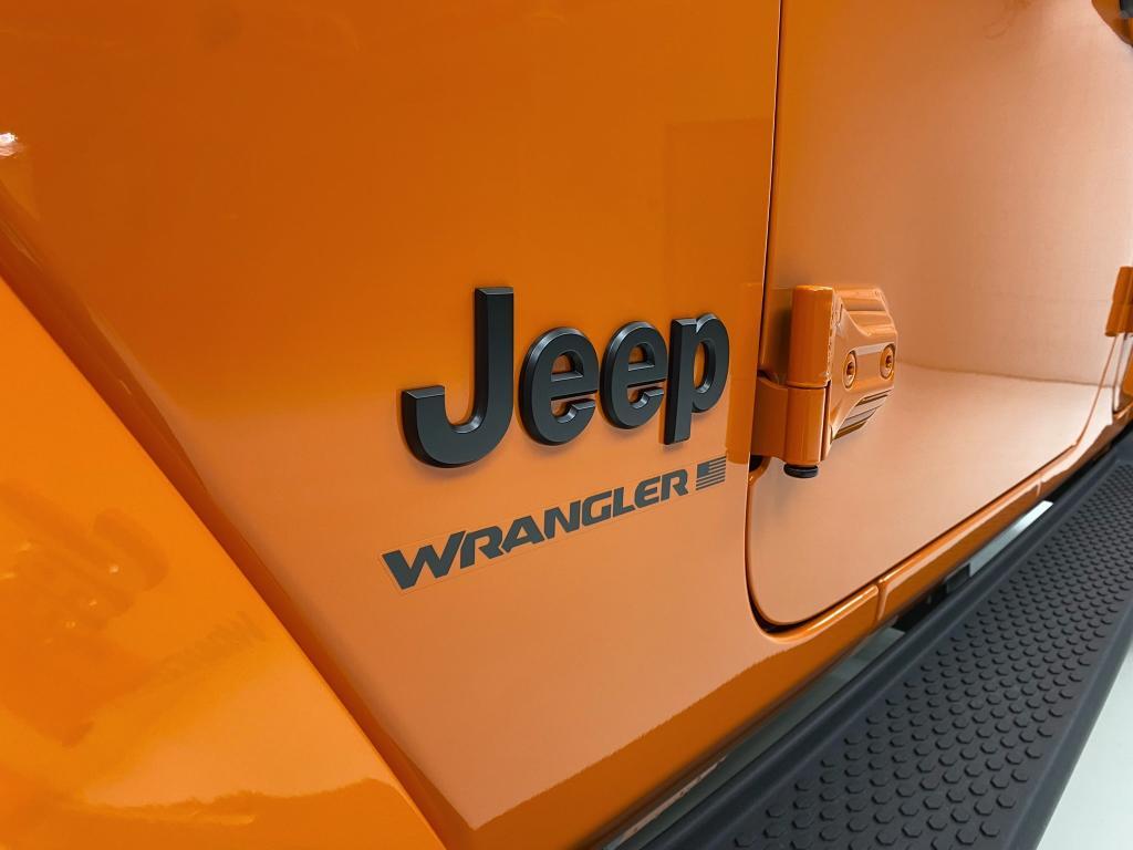 new 2025 Jeep Wrangler car, priced at $55,981