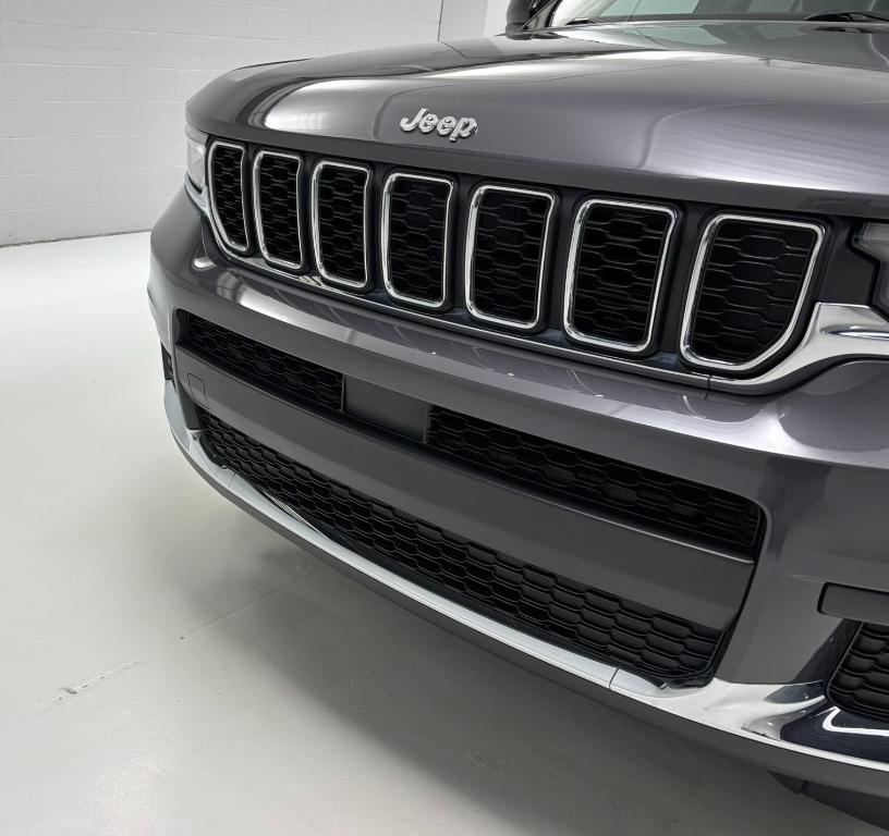 used 2021 Jeep Grand Cherokee L car, priced at $29,800