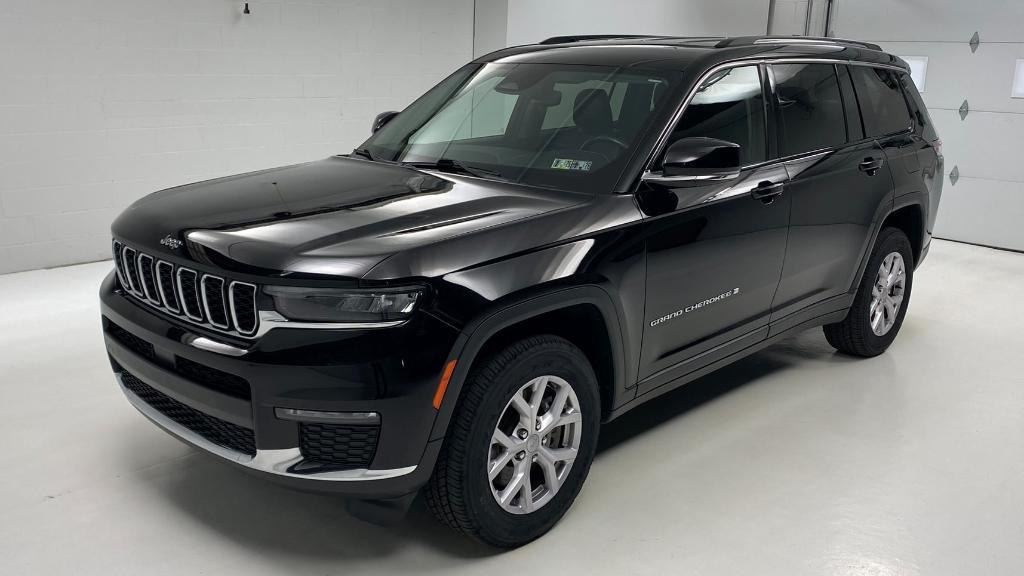 used 2021 Jeep Grand Cherokee L car, priced at $34,400