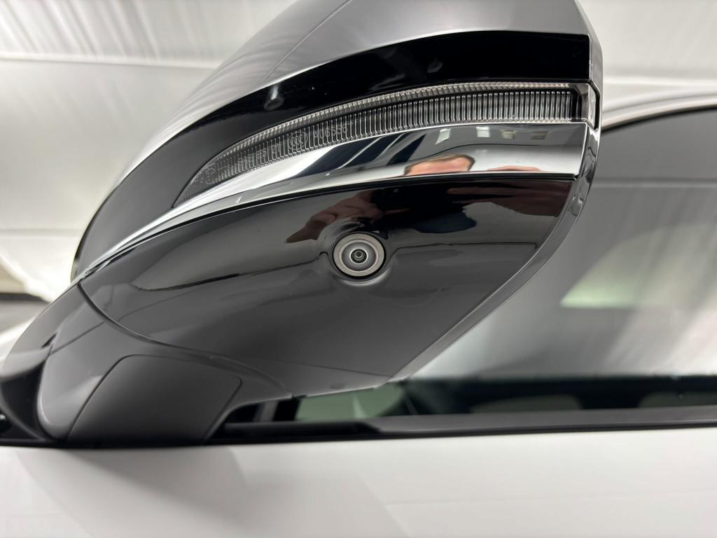 used 2023 Jeep Grand Cherokee car, priced at $35,400