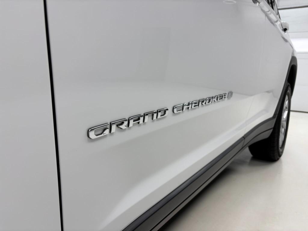 used 2023 Jeep Grand Cherokee car, priced at $35,400