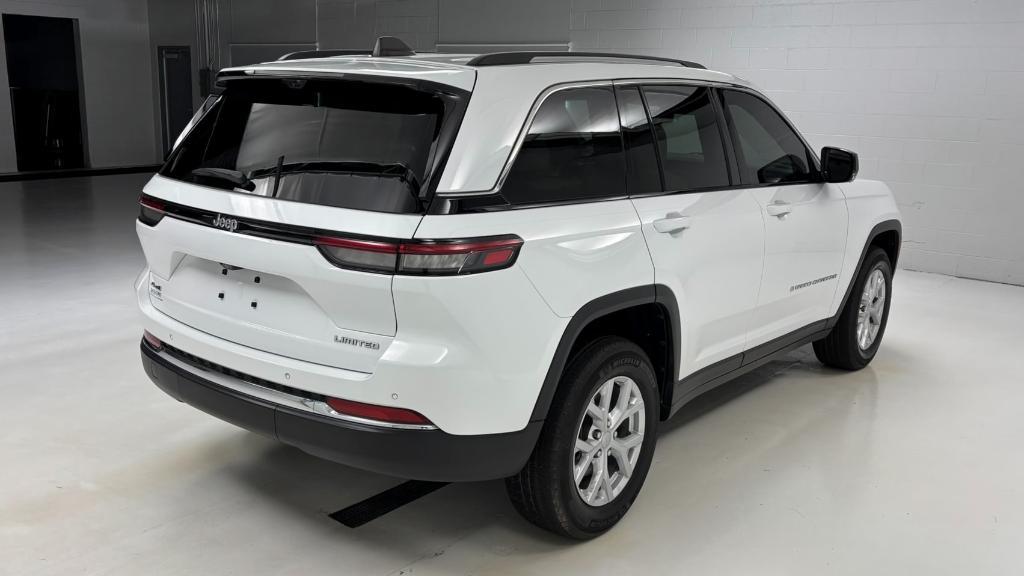 used 2023 Jeep Grand Cherokee car, priced at $35,400