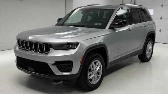 new 2023 Jeep Grand Cherokee car, priced at $40,000