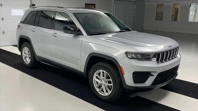 new 2023 Jeep Grand Cherokee car, priced at $35,550