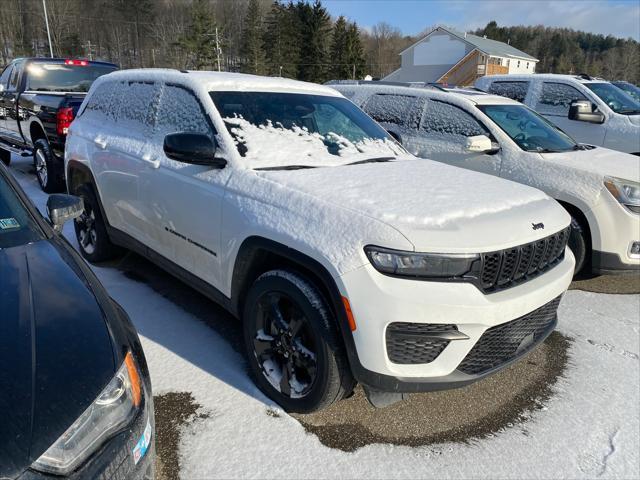 used 2023 Jeep Grand Cherokee car, priced at $50,395