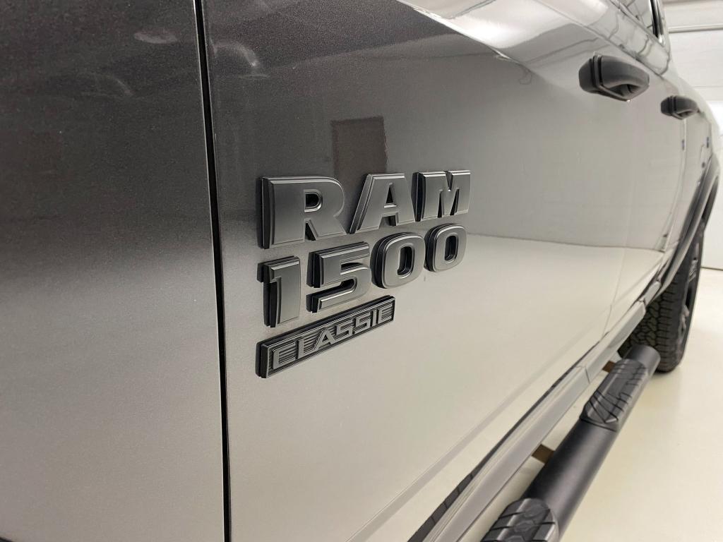 used 2022 Ram 1500 Classic car, priced at $34,400