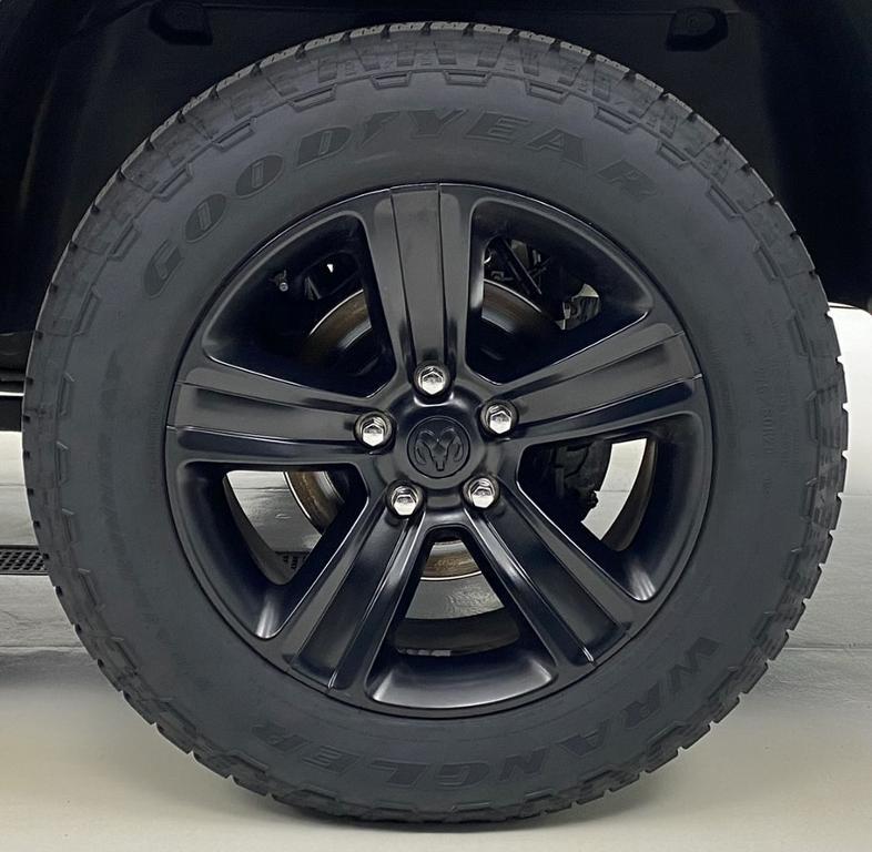 used 2022 Ram 1500 Classic car, priced at $34,400