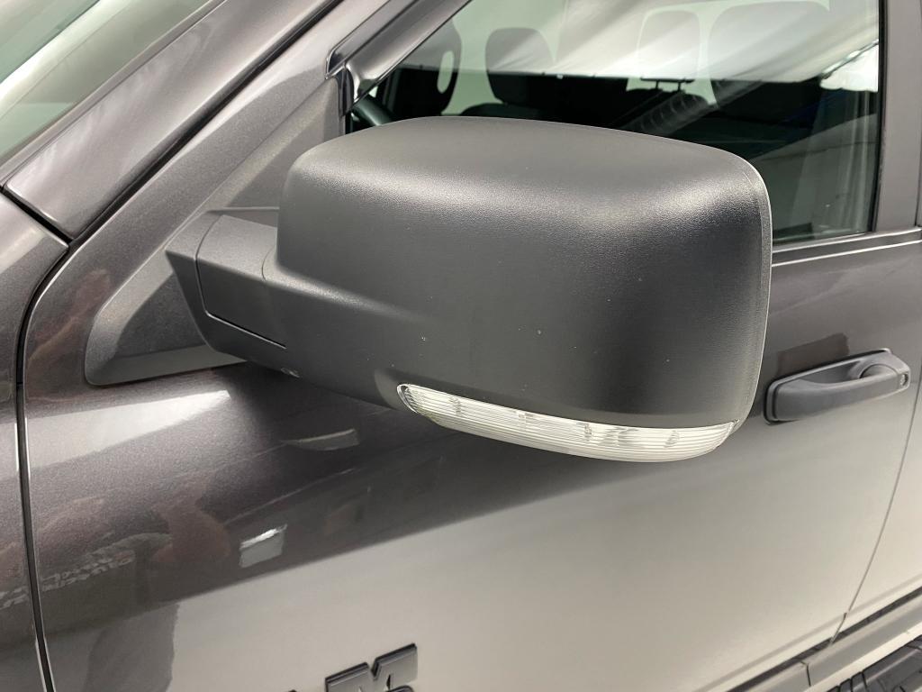 used 2022 Ram 1500 Classic car, priced at $34,400