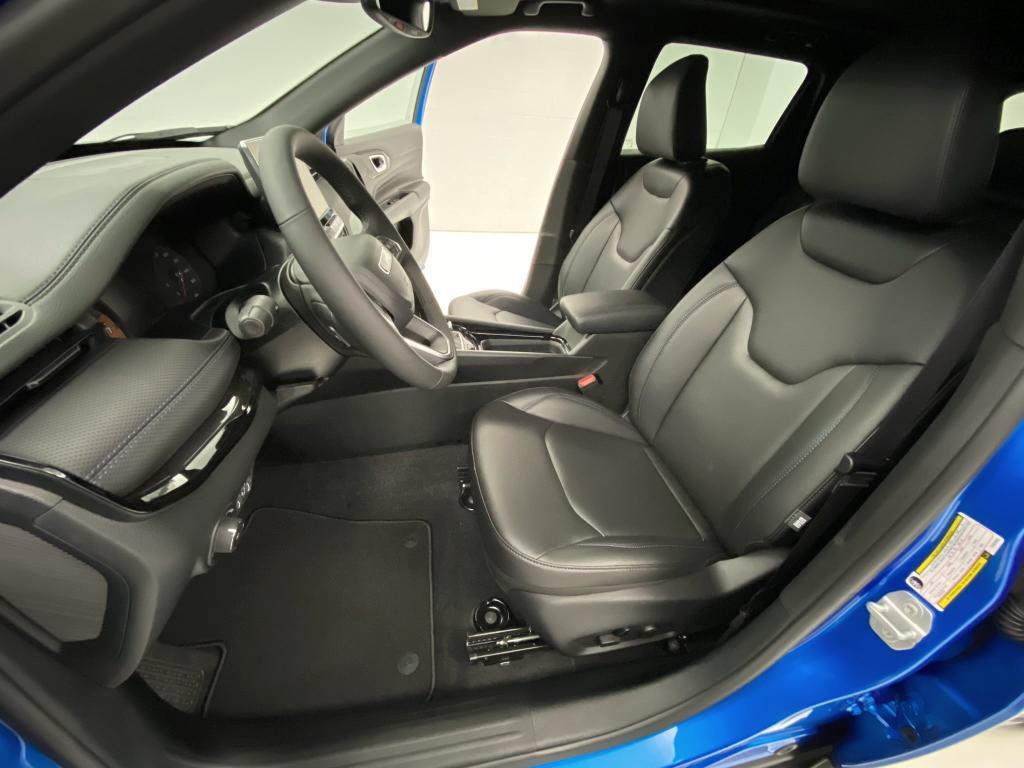 new 2025 Jeep Compass car, priced at $38,862