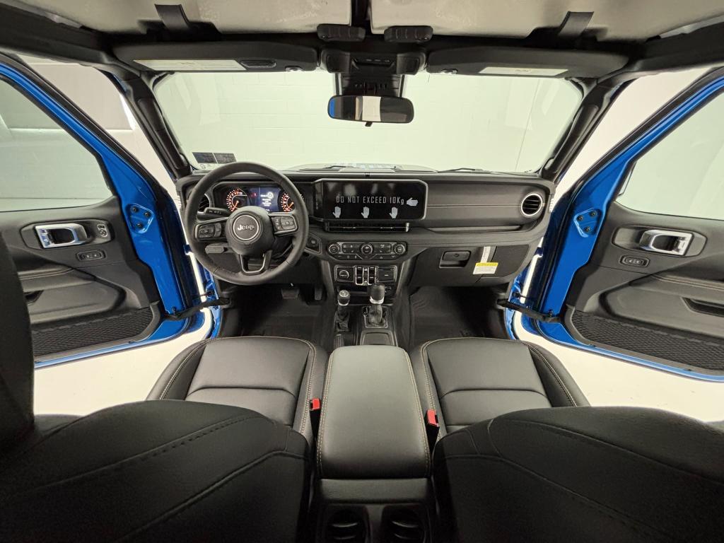 new 2025 Jeep Gladiator car, priced at $51,062