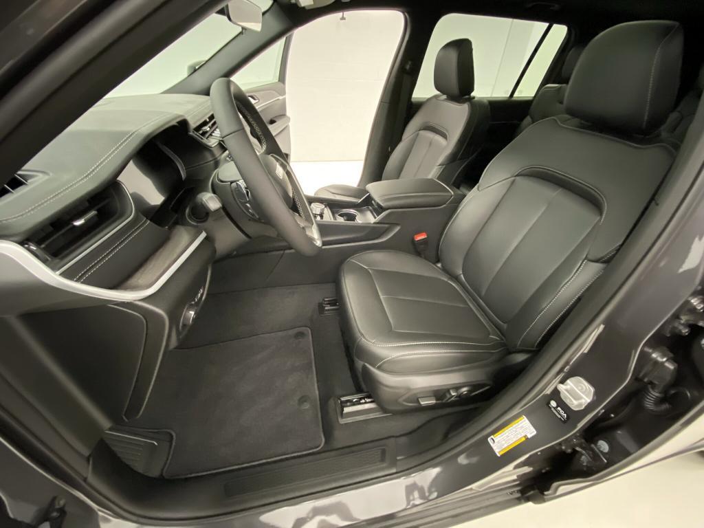 new 2025 Jeep Grand Cherokee L car, priced at $55,730