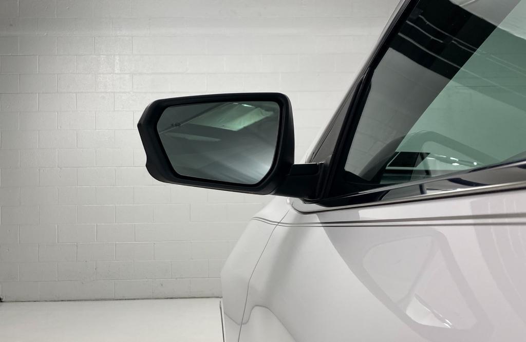 used 2022 Chevrolet Equinox car, priced at $24,800