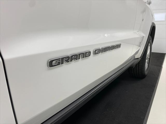 used 2021 Jeep Grand Cherokee car, priced at $27,400