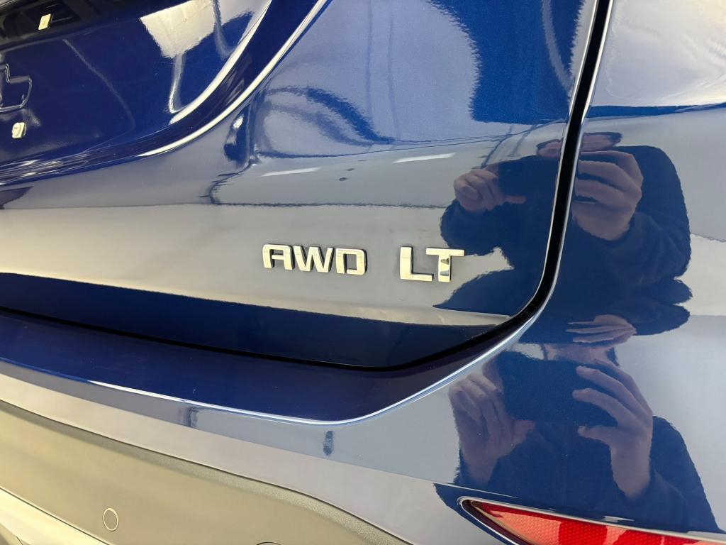 used 2023 Chevrolet Equinox car, priced at $22,800