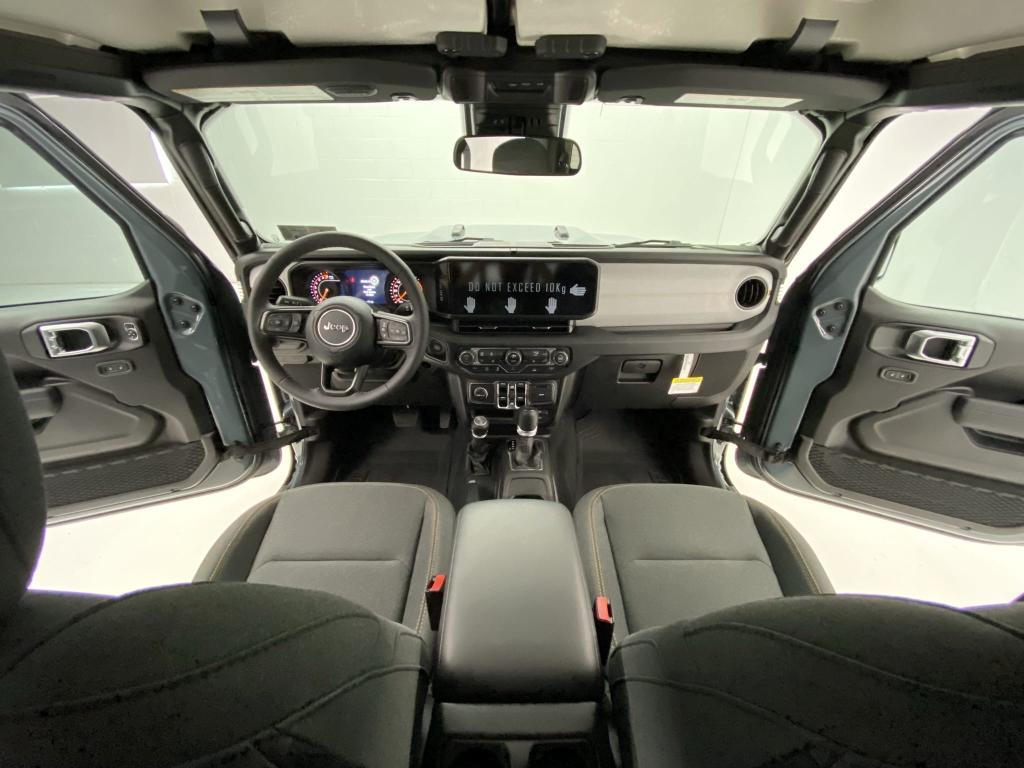 new 2025 Jeep Gladiator car, priced at $52,364
