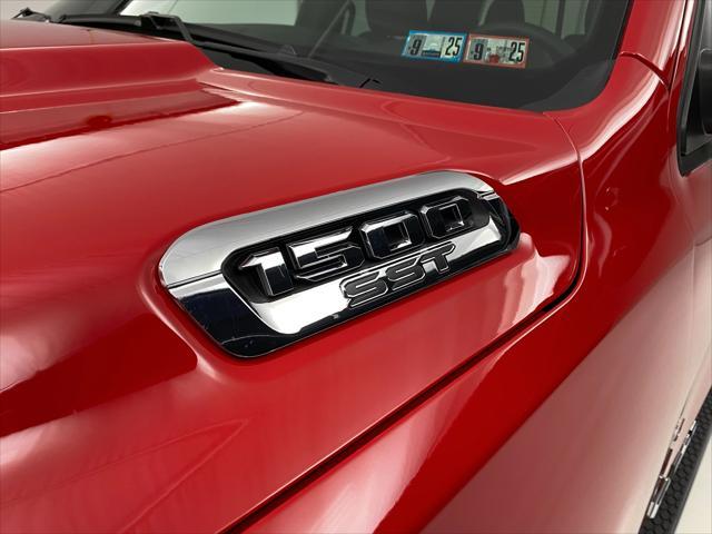 new 2025 Ram 1500 car, priced at $59,920