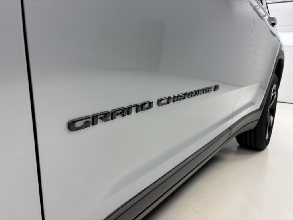 used 2023 Jeep Grand Cherokee car, priced at $34,800