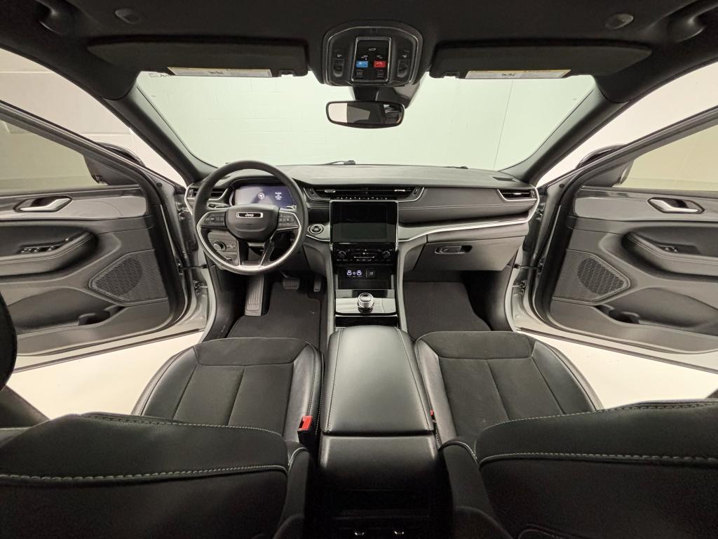 used 2023 Jeep Grand Cherokee car, priced at $34,800