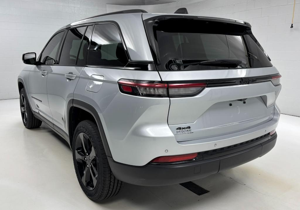used 2023 Jeep Grand Cherokee car, priced at $34,800