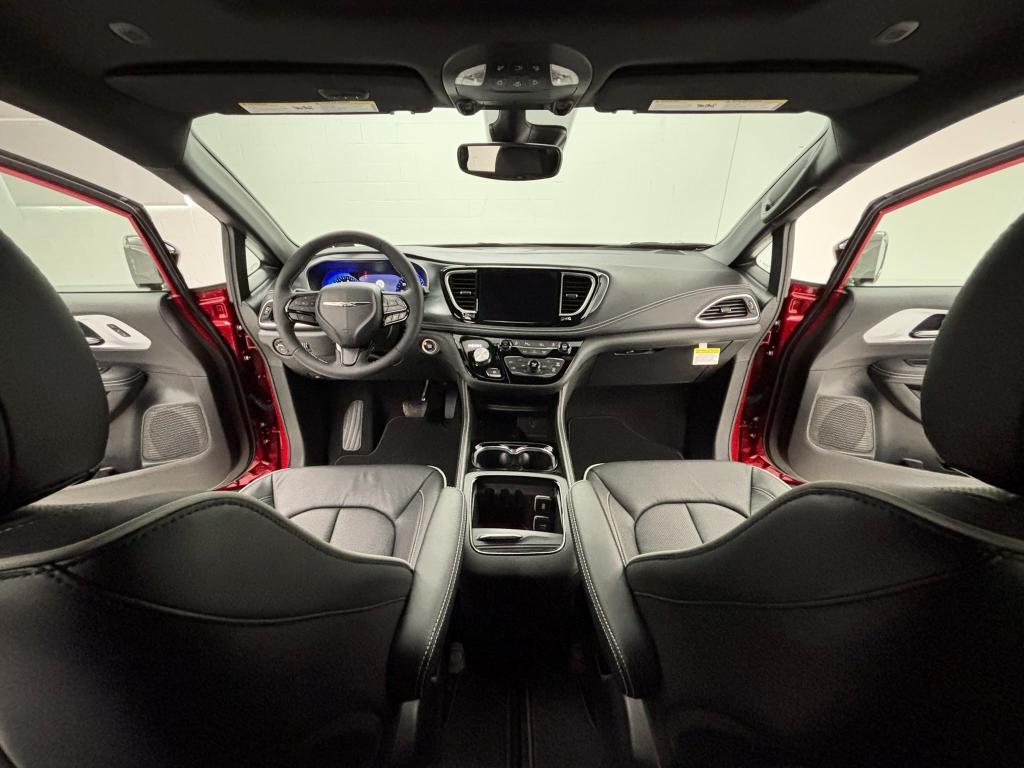 new 2026 Chrysler Pacifica car, priced at $57,655