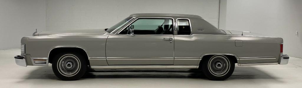 used 1979 Lincoln Town Car car, priced at $31,000