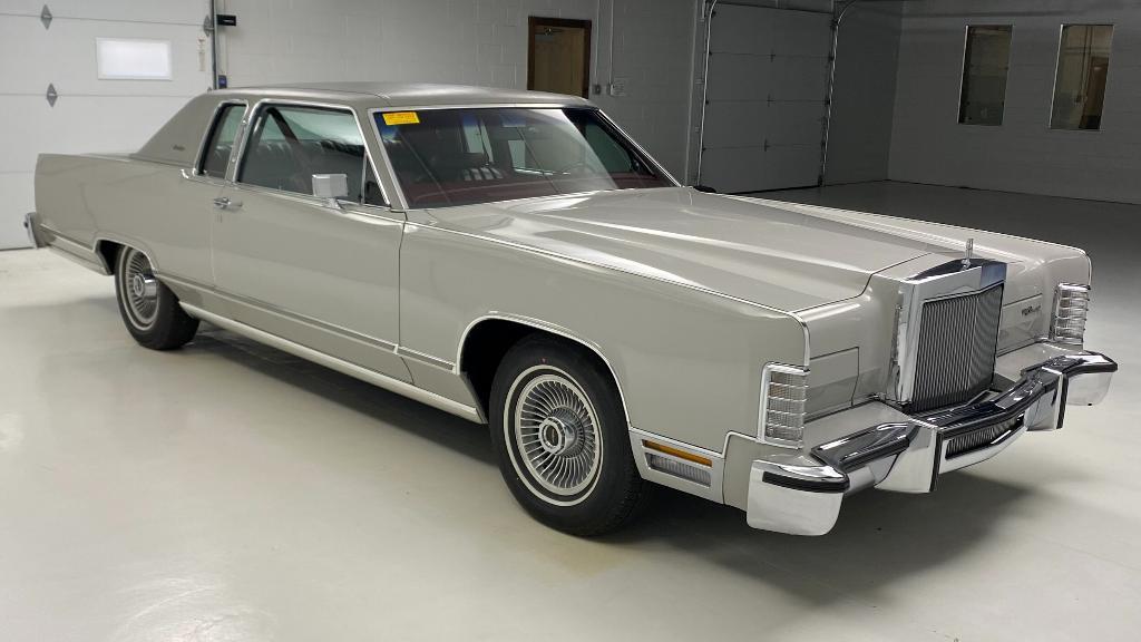 used 1979 Lincoln Town Car car, priced at $31,000