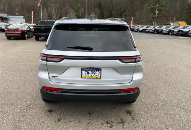 new 2025 Jeep Grand Cherokee car, priced at $49,170