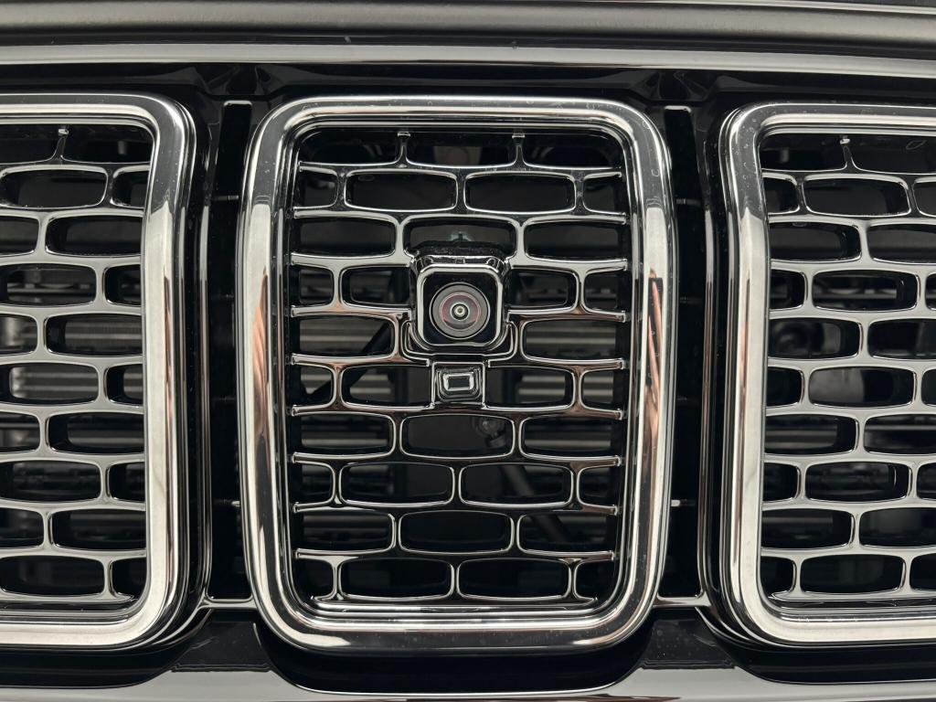 new 2025 Jeep Wagoneer L car, priced at $87,135
