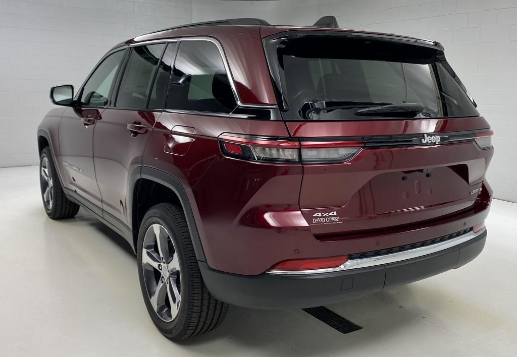 new 2025 Jeep Grand Cherokee car, priced at $52,267