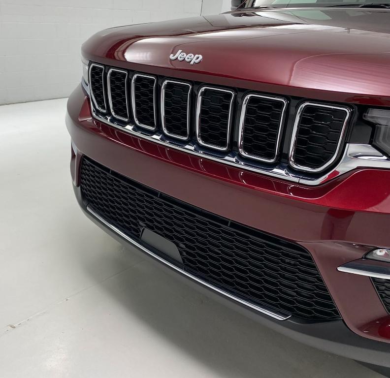new 2025 Jeep Grand Cherokee car, priced at $52,267