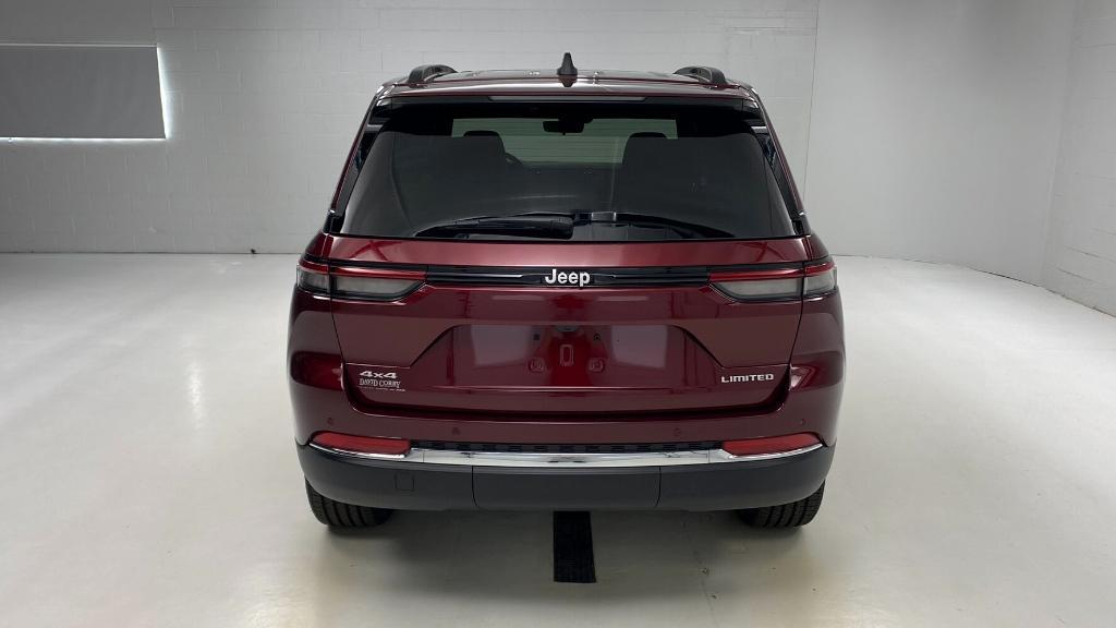 new 2025 Jeep Grand Cherokee car, priced at $52,267