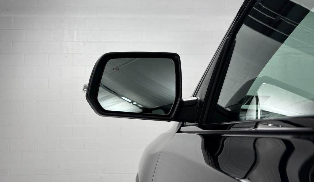 used 2023 GMC Acadia car, priced at $31,600