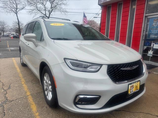 used 2021 Chrysler Pacifica car, priced at $18,990