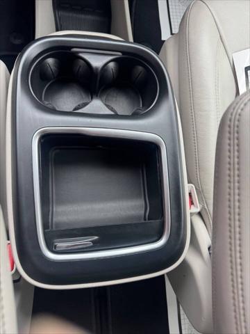 used 2021 Chrysler Pacifica car, priced at $18,990