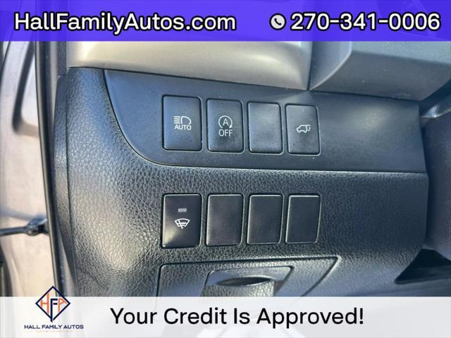 used 2019 Toyota Highlander car, priced at $24,999