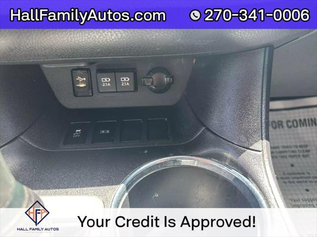 used 2019 Toyota Highlander car, priced at $24,999