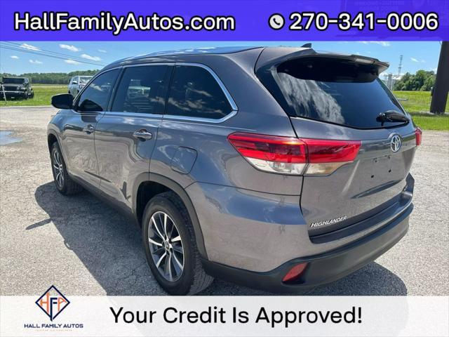 used 2019 Toyota Highlander car, priced at $24,999