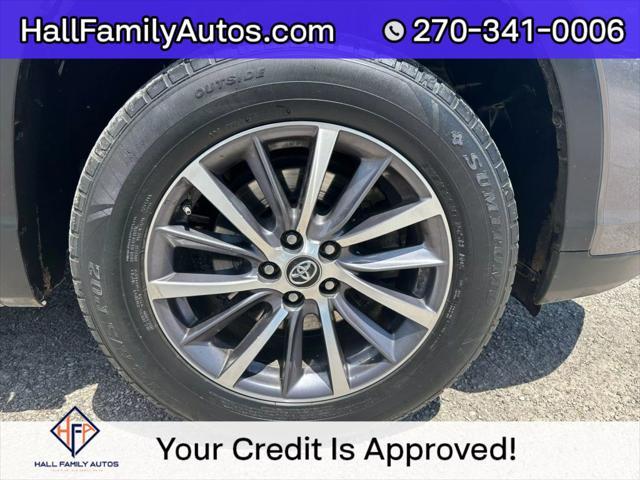 used 2019 Toyota Highlander car, priced at $24,999