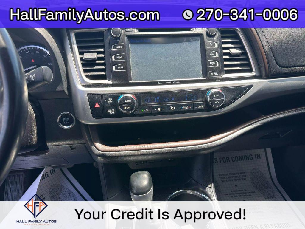 used 2019 Toyota Highlander car, priced at $22,999