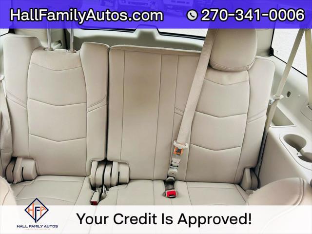 used 2019 Cadillac Escalade ESV car, priced at $35,999